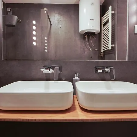 Grau Apartamento Zarkovo