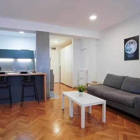 Grau Apartman